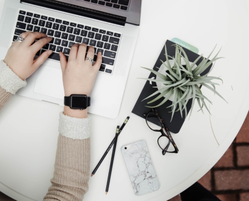 PPC oder SEO - Kurzfristige vs. langfristige digitale Marketing-Strategien KMU Digitalisierung Schweiz