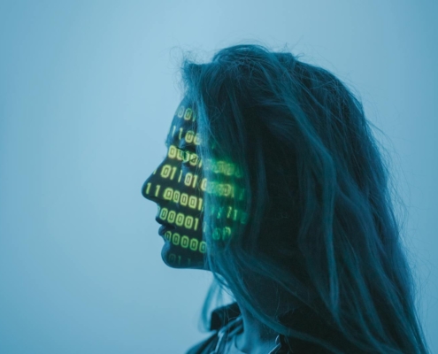 Erkunden Sie die Schnittstelle von KI und SaaS: Wie Unternehmen mit KI-Innovationen SaaS-Tools optimieren und Effizienz steigern.