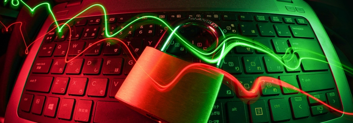 Erfahren Sie, wie KMU aktuelle Cybersecurity-Bedrohungen erkennen und Schutzmassnahmen implementieren können.