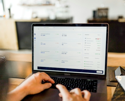 Was ist Predictive Analytics? Erfahren Sie, wie datenbasierte Vorhersagen Unternehmen Wettbewerbsvorteile verschaffen.