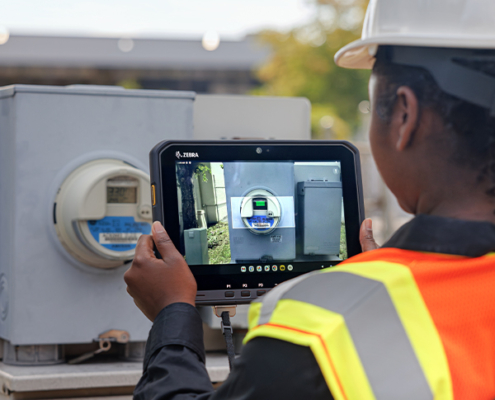 Zoho FSM erweitert sein Angebot: Multi-Asset Support sorgt für präzise Serviceabläufe und klare Gerätehistorien im Field Service.