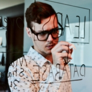 Erfahren Sie, wie Sie die Lead-Generierung optimieren können, um mehr Interessenten in Kunden umzuwandeln.